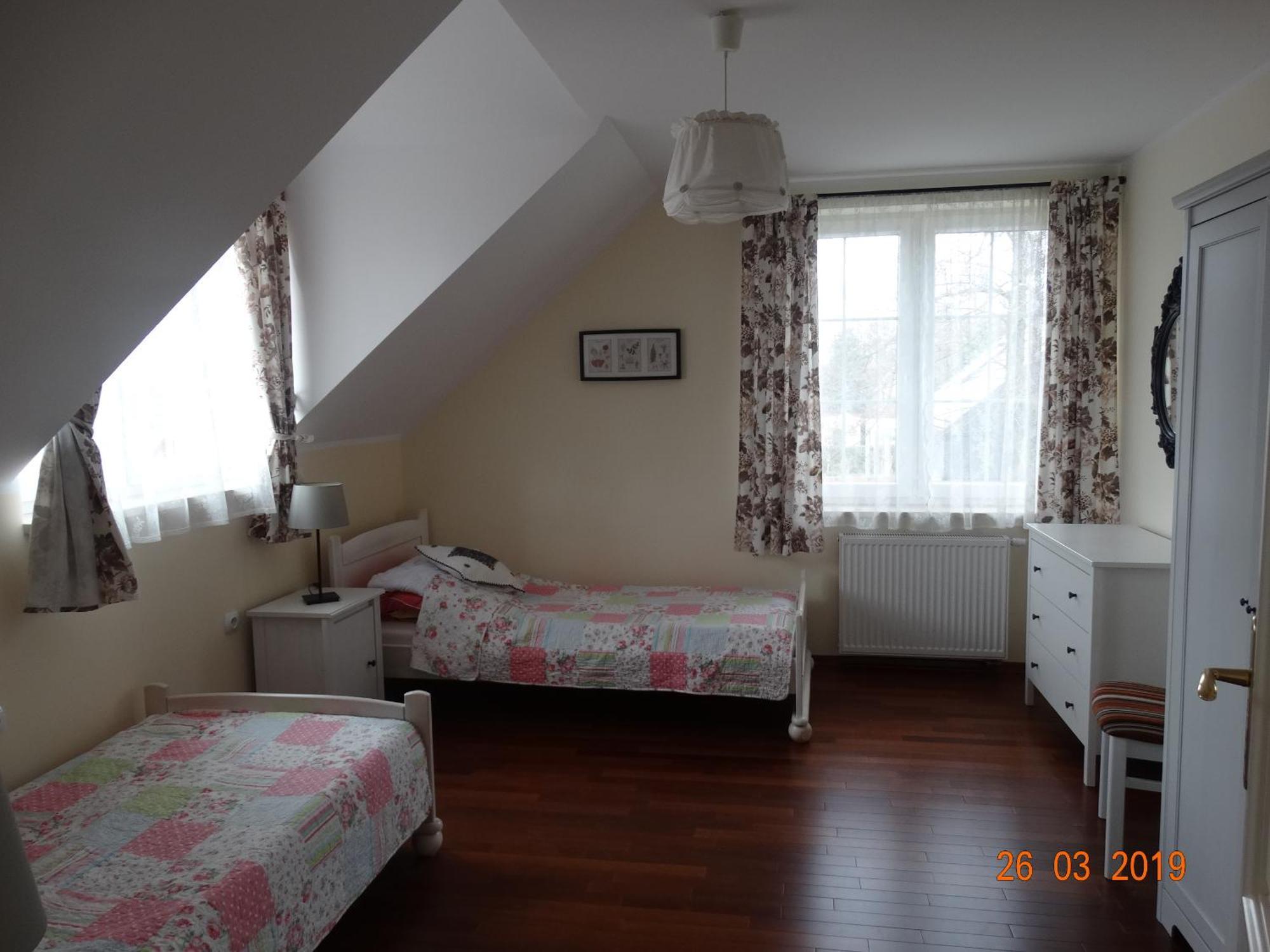 Dworek Pod Roza Homestay *